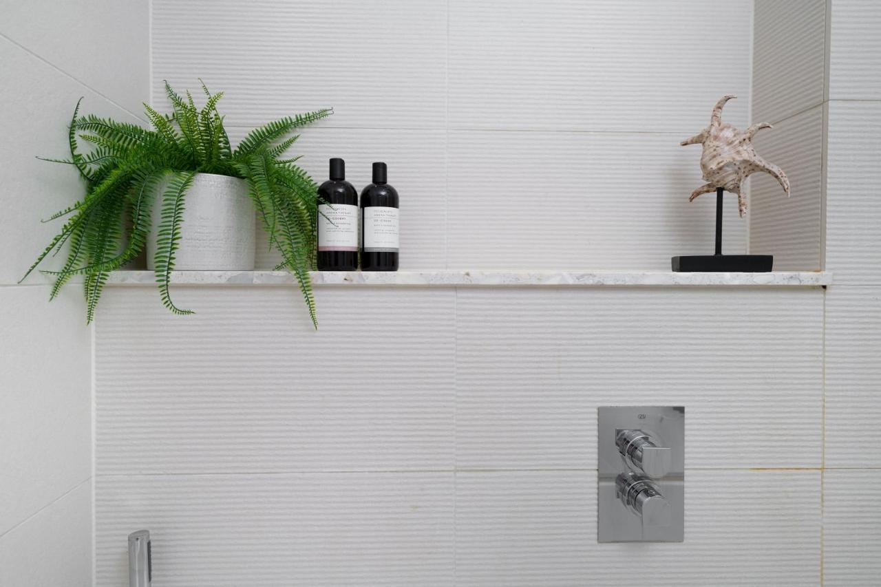 ロンドンAircon 2 Bedr, 3 Beds, 2 Bath Covent Garden, Subwayアパートメント エクステリア 写真
